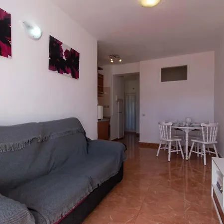 Virginia 3 - One Bed With Wifi Internet Appartamento *