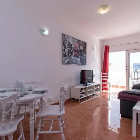 Virginia 3 - One Bed With Wifi Internet Appartamento
