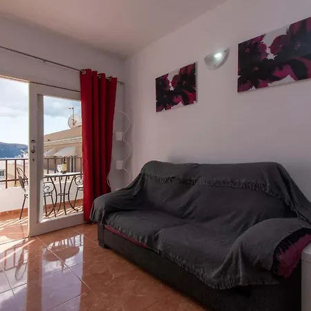 Virginia 3 - One Bed With Wifi Internet Los Cristianos (Tenerife)